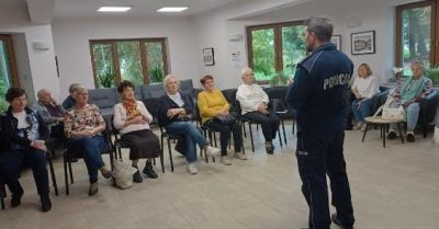 Policja i ZUS uczą seniorów jak ustrzec się przed oszustami
